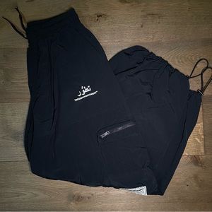 The Giving Movement Cargos